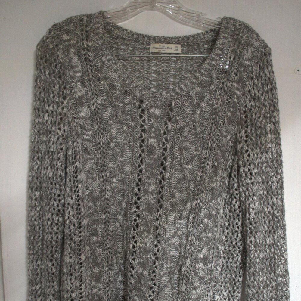 Abercrombie & Fitch layering sweater